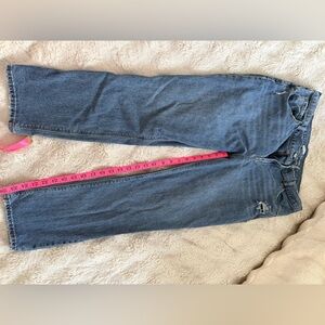 Old Navy Medium Blue Straight-Leg Women’s Jeans